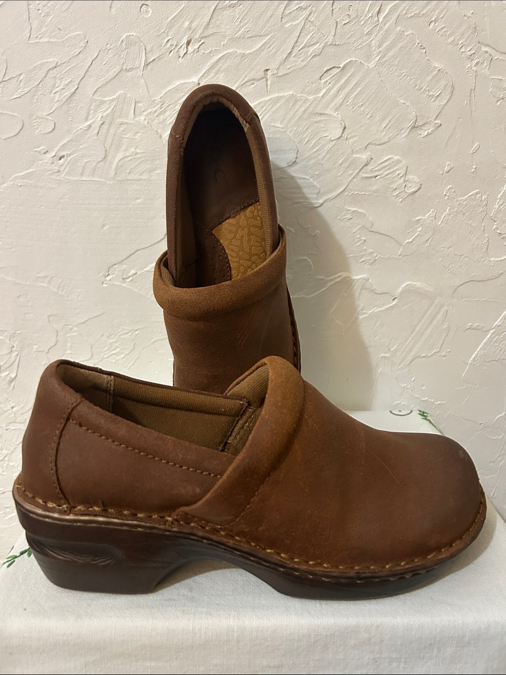 boc Brown Slip-On Leather Clogs